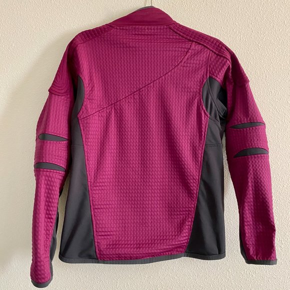 NIKE Sphere Thermal Jacket  EUC - Picture 2 of 10